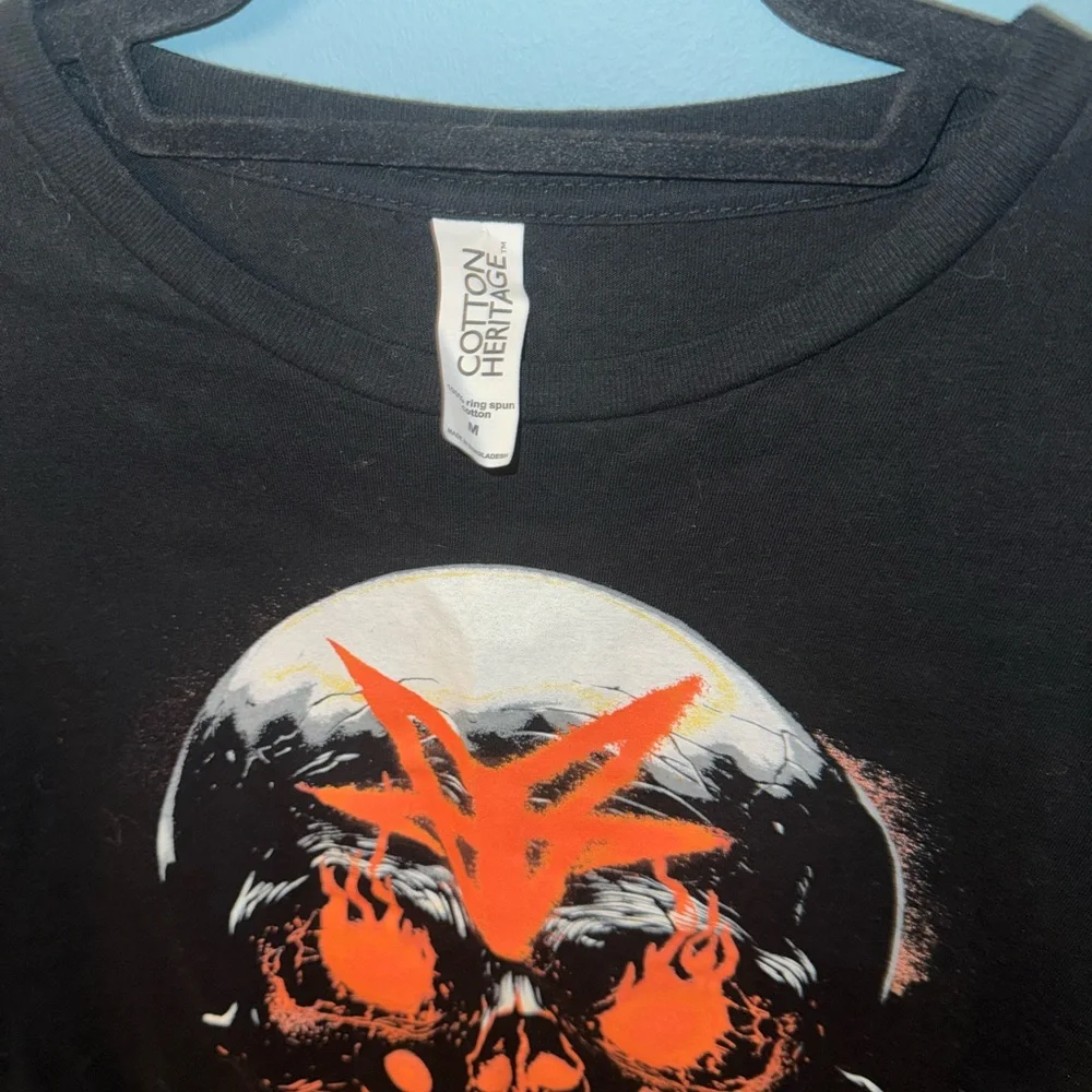 Falling In Reverse Band T-Shirt - Picture 4 of 4